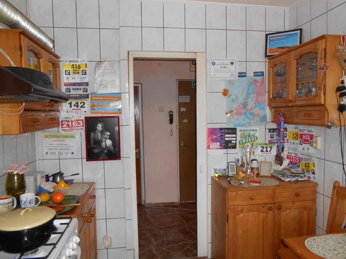 Host Tina Appartement Boekarest Buitenkant foto